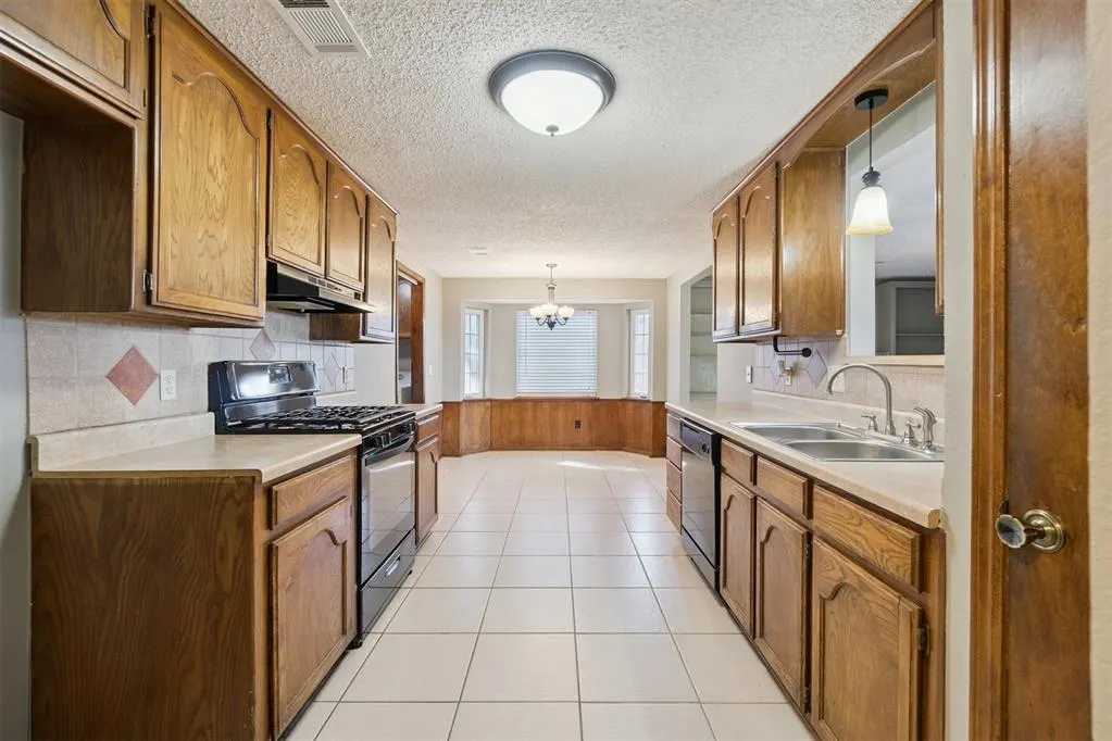 Photo 19 — 1205 Swan Lake Road, Edmond, OK 73003