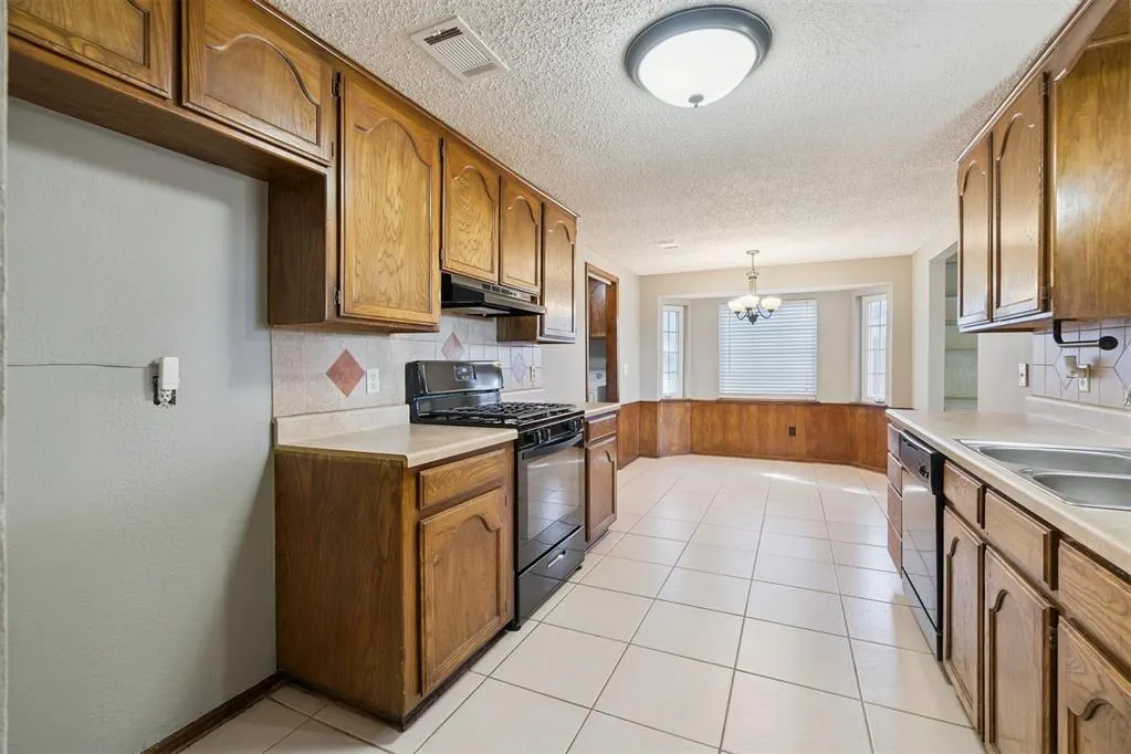 Photo 21 — 1205 Swan Lake Road, Edmond, OK 73003
