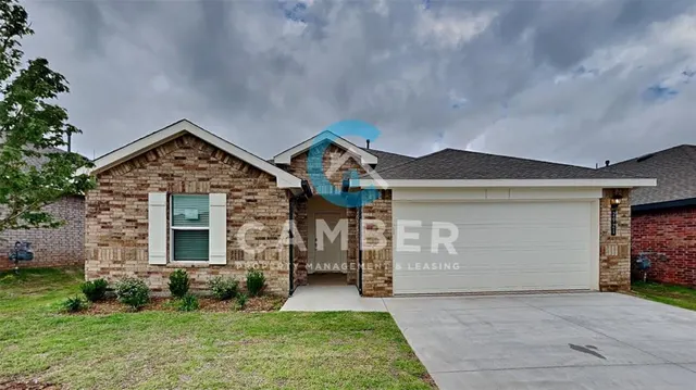 Photo 2 — 394 Indiana Court, Newcastle, OK 73065