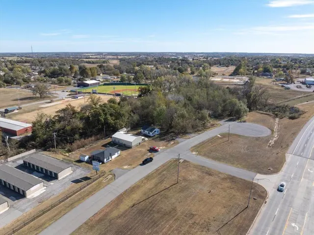Photo 4 — 0 W Veterans Memorial Highway, Blanchard, OK 73010