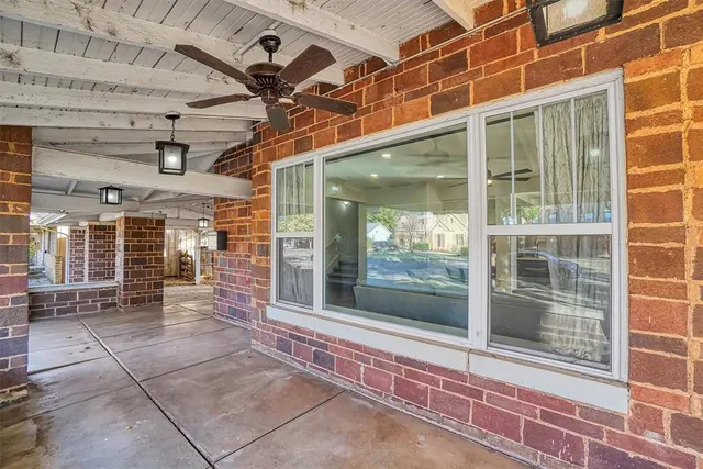 Photo 4 — 800 E Commerce Street, Altus, OK 73521
