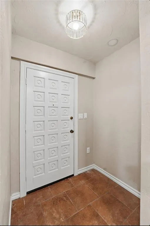 Photo 6 — 2505 N Robin Street, Altus, OK 73521