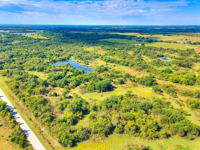 Photo 3 — 3210 N County Road Tract 4, Pauls Valley, OK 73433