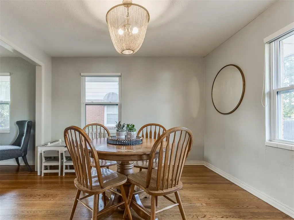 Photo 10 — 425 NW 44th Street, Oklahoma City, OK 73118