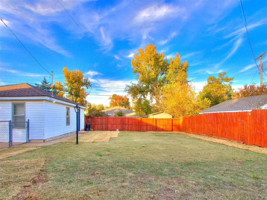 Photo 30 — 425 NW 44th Street, Oklahoma City, OK 73118