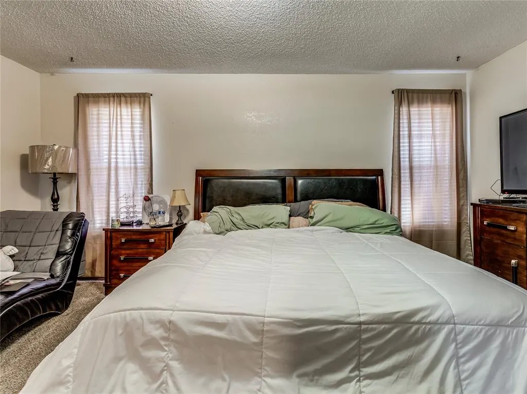 Photo 22 — 6908 Woodlake Drive, Oklahoma City, OK 73132