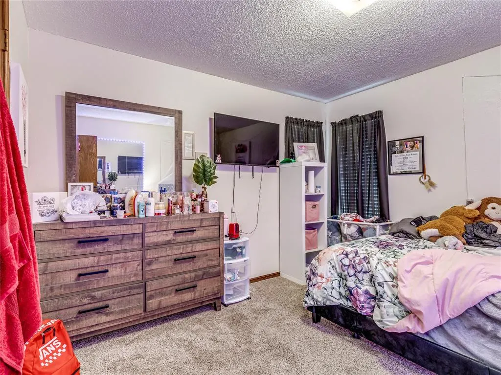 Photo 26 — 6908 Woodlake Drive, Oklahoma City, OK 73132