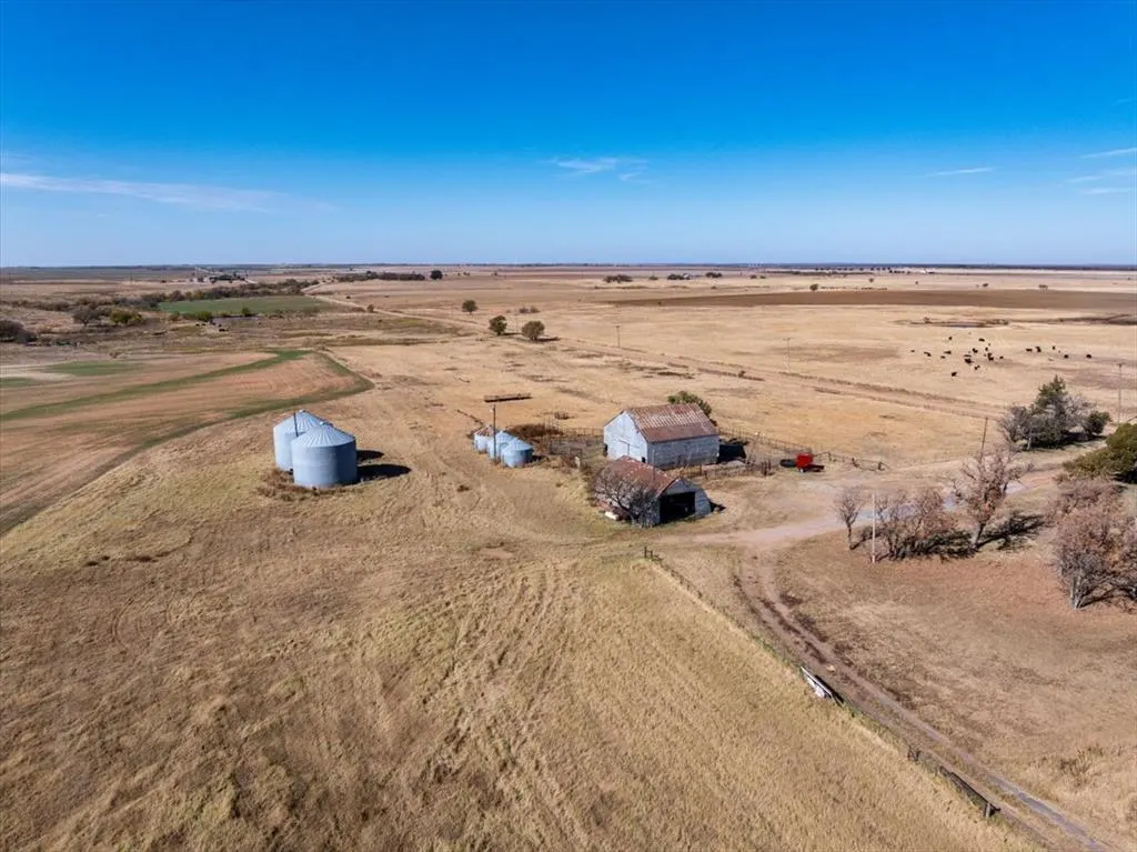 Photo 14 — 17847 SW New Hope Road, Faxon, OK 73540