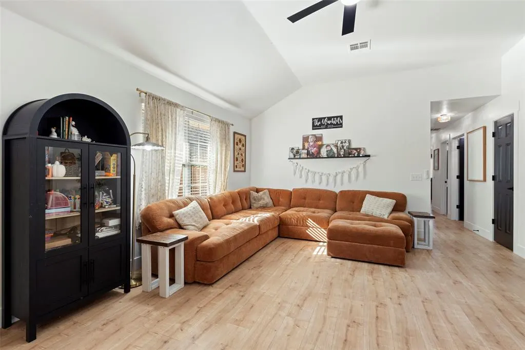 Photo 3 — 5705 Marblewood Drive, Oklahoma City, OK 73179