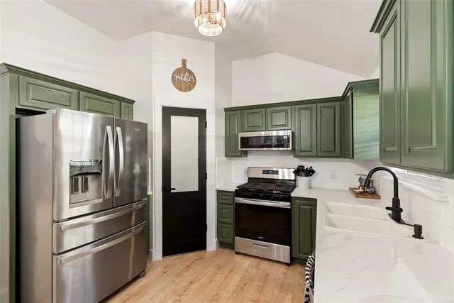 Photo 4 — 5705 Marblewood Drive, Oklahoma City, OK 73179