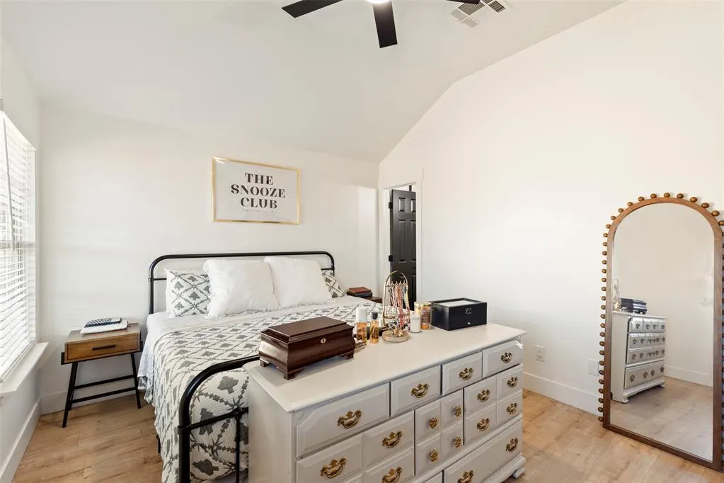 Photo 13 — 5705 Marblewood Drive, Oklahoma City, OK 73179