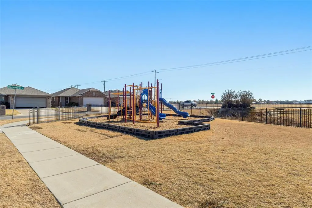 Photo 29 — 5705 Marblewood Drive, Oklahoma City, OK 73179