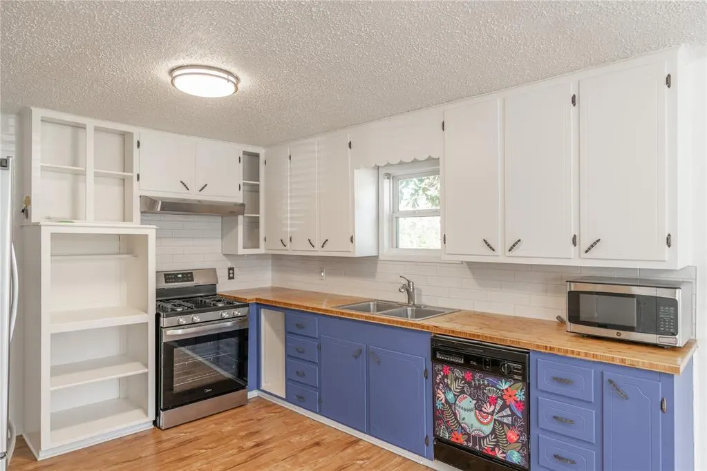 Photo 9 — 8401 NE 28th Street, Spencer, OK 73084