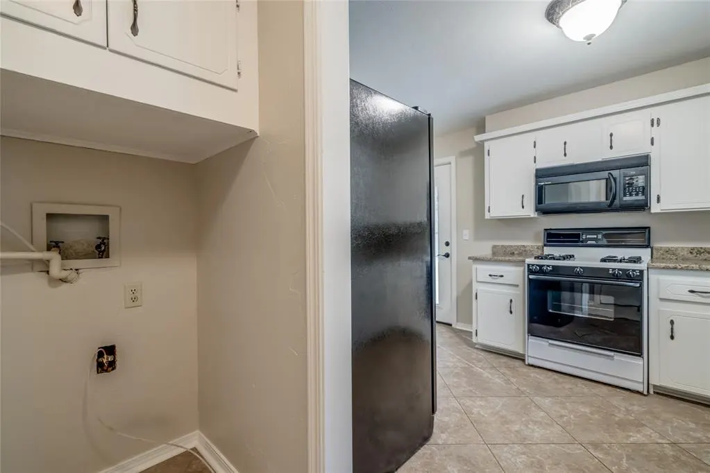 Photo 16 — 501 Meadow Lake Drive, Edmond, OK 73003