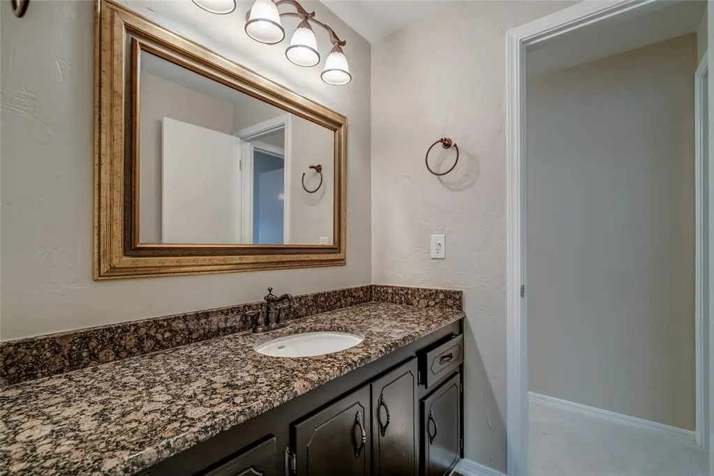 Photo 27 — 501 Meadow Lake Drive, Edmond, OK 73003