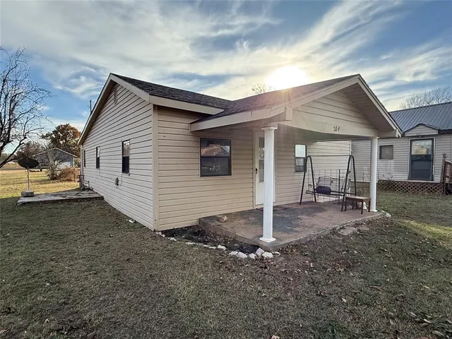 Photo 4 — 709 W Washington Street, Crescent, OK 73028