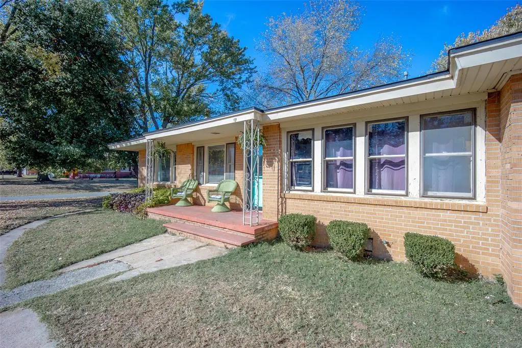 Photo 3 — 501 E Almond Street, Lexington, OK 73051