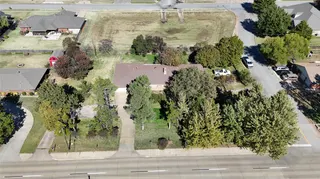 Sold home at 1909 E Davis Street