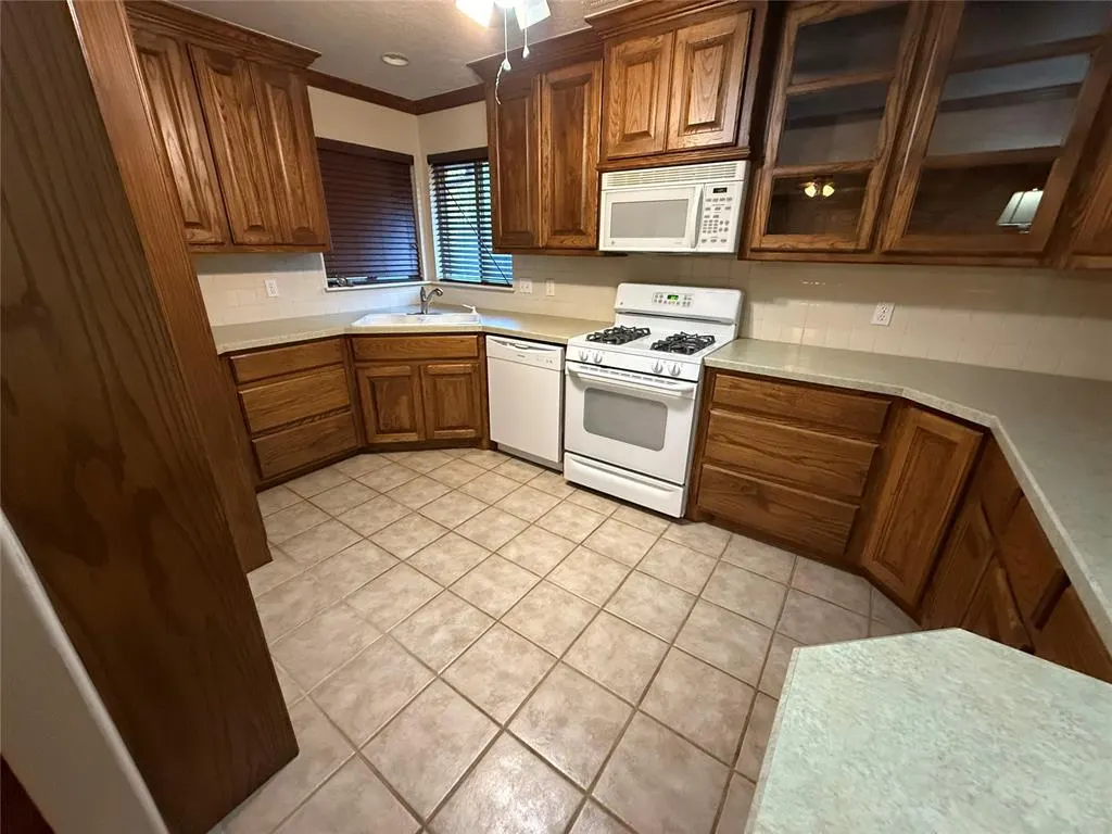 Photo 6 — 4505 Churchill, Shawnee, OK 74804