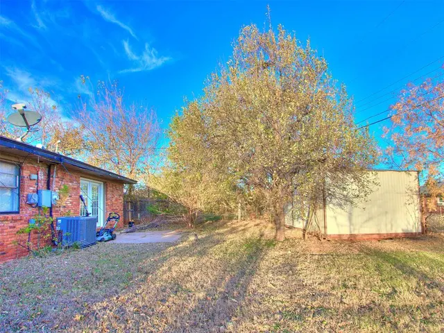 Photo 5 — 732 NE 81st Street, Oklahoma City, OK 73114