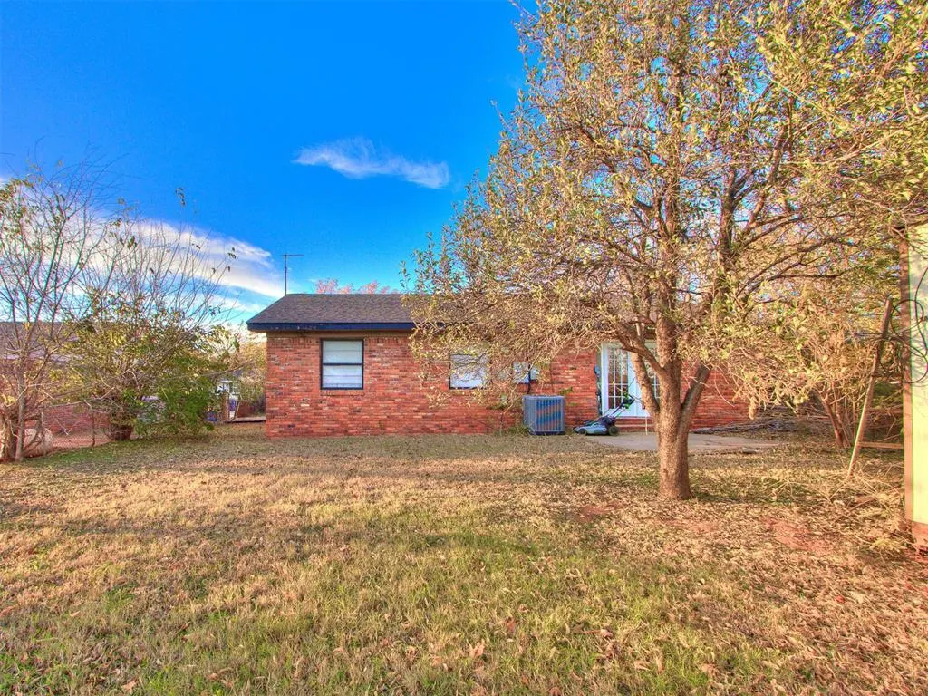 Photo 6 — 732 NE 81st Street, Oklahoma City, OK 73114
