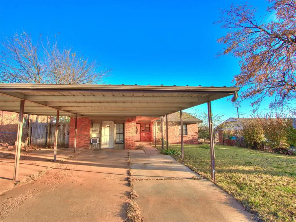 Photo 32 — 732 NE 81st Street, Oklahoma City, OK 73114