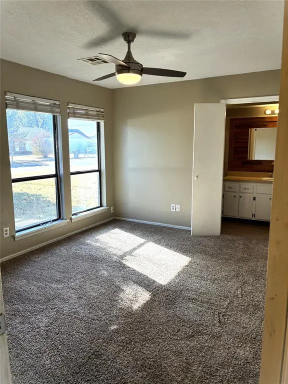 Photo 5 — 2421 SW 102nd Street, Oklahoma City, OK 73159