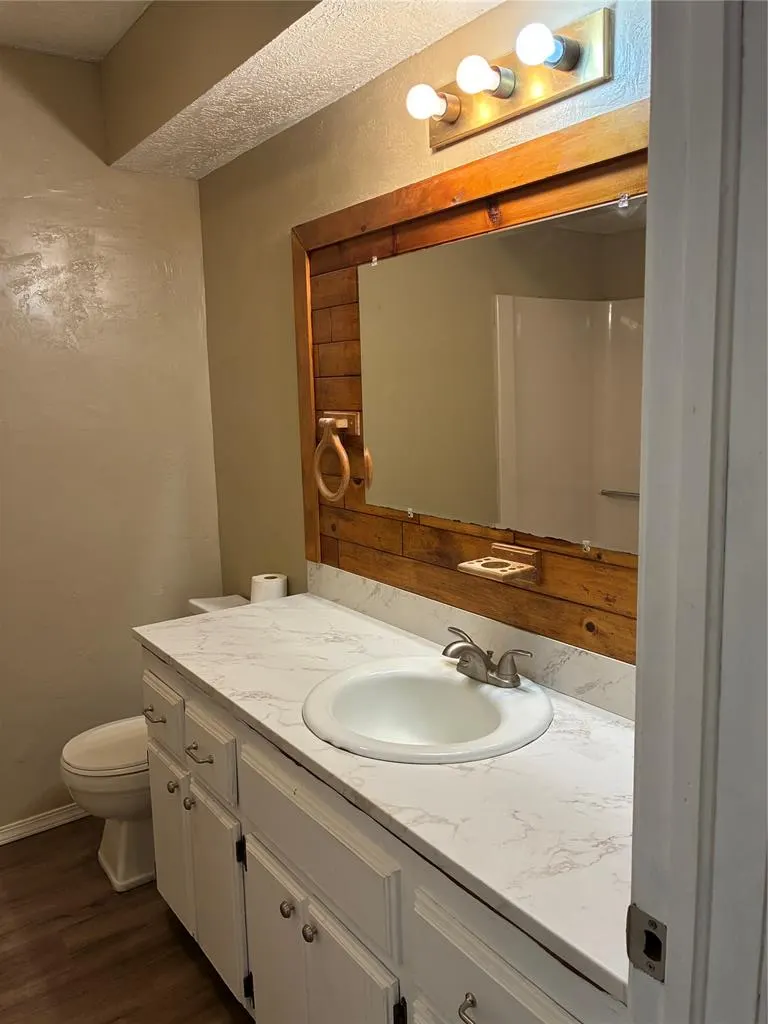 Photo 20 — 2421 SW 102nd Street, Oklahoma City, OK 73159