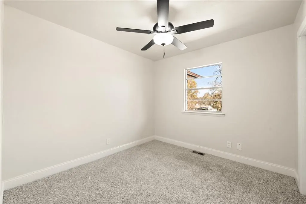 Photo 13 — 325 S Anderson Road, Choctaw, OK 73020