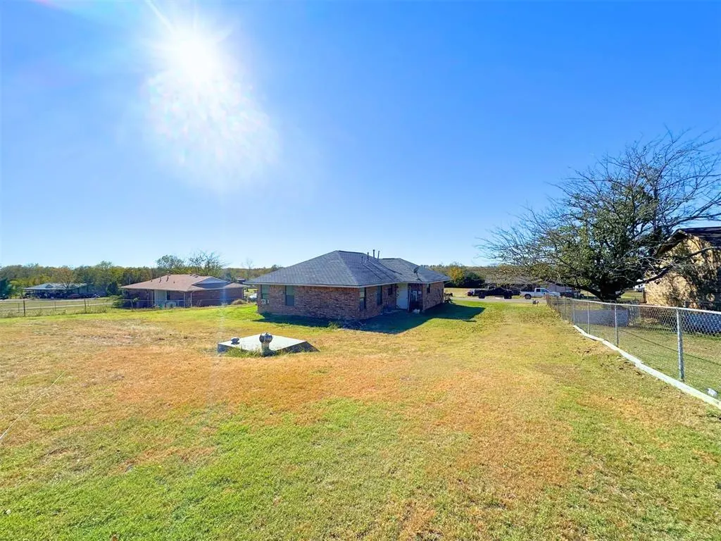 Photo 6 — 1104 NW Hahn Street, Kingston, OK 73439