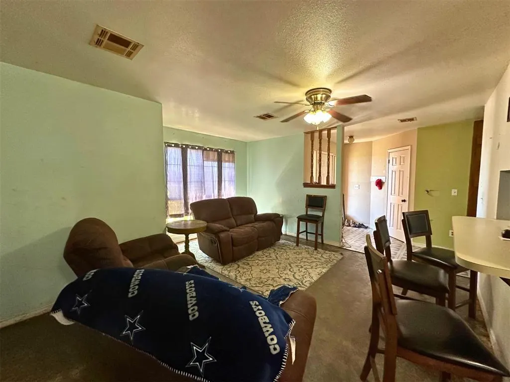 Photo 13 — 1104 NW Hahn Street, Kingston, OK 73439