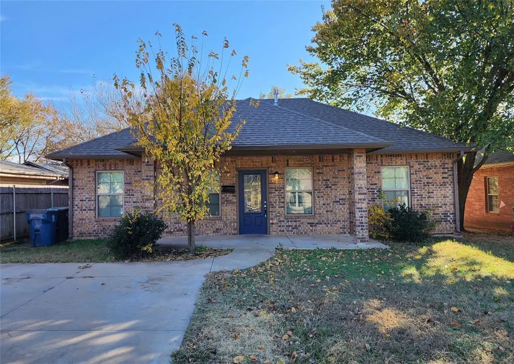 Front exterior — 106 W Clegern Avenue, Edmond, OK 73003