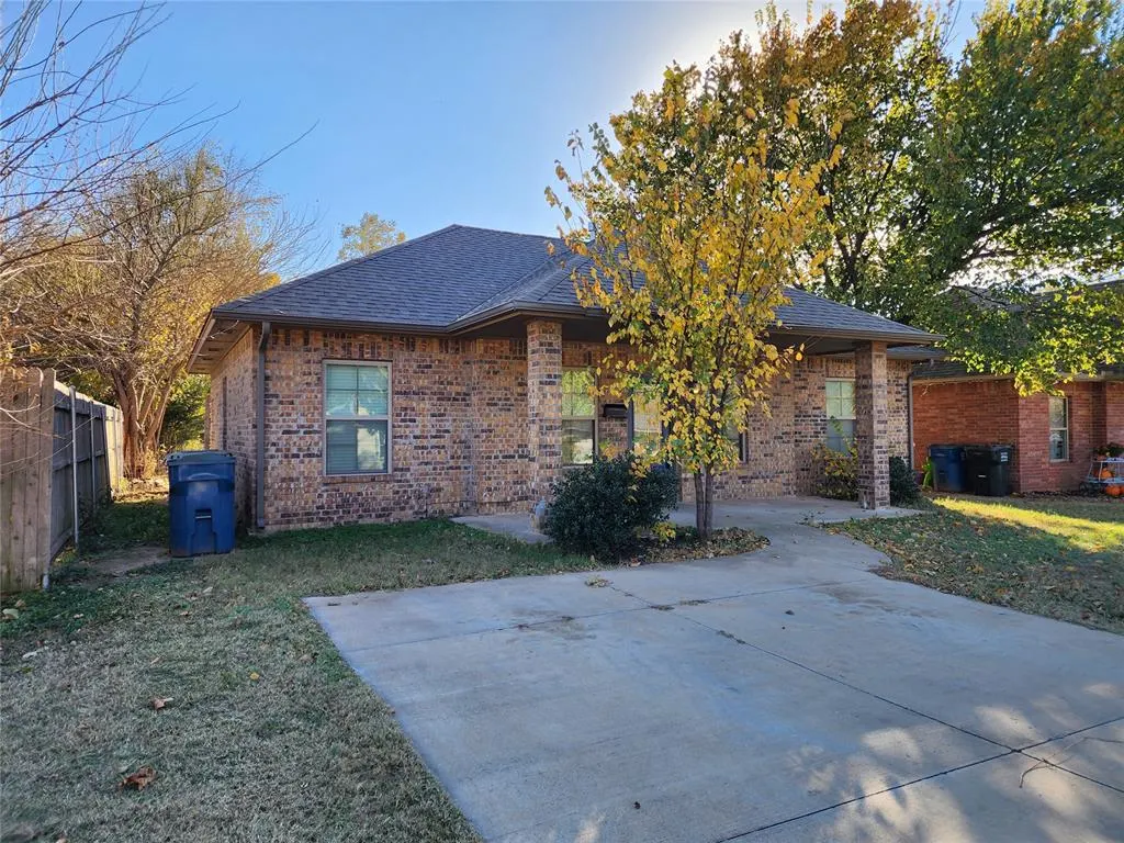 Photo 3 — 106 W Clegern Avenue, Edmond, OK 73003