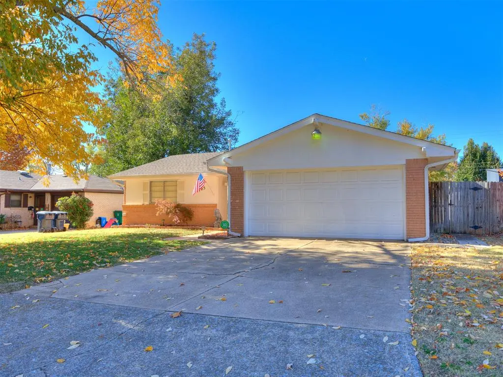 Photo 3 — 2605 N McMillan Avenue, Bethany, OK 73008