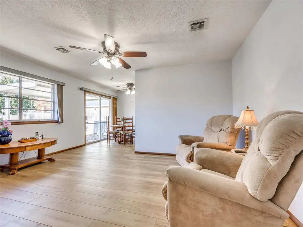 Photo 9 — 2605 N McMillan Avenue, Bethany, OK 73008