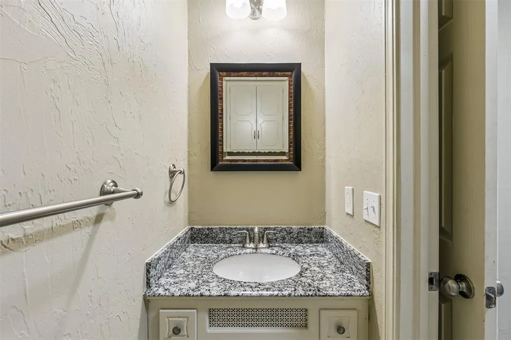 Photo 34 — 1421 N Fordson Drive, Oklahoma City, OK 73127
