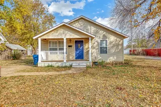 Sold home at 315 S Cordell Avenue