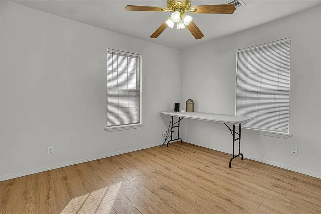 Photo 18 — 315 S Cordell Avenue, Cordell, OK 73632