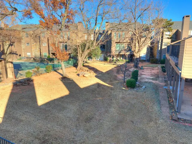 Photo 3 — 6000 N Pennsylvania Avenue 10, Oklahoma City, OK 73112