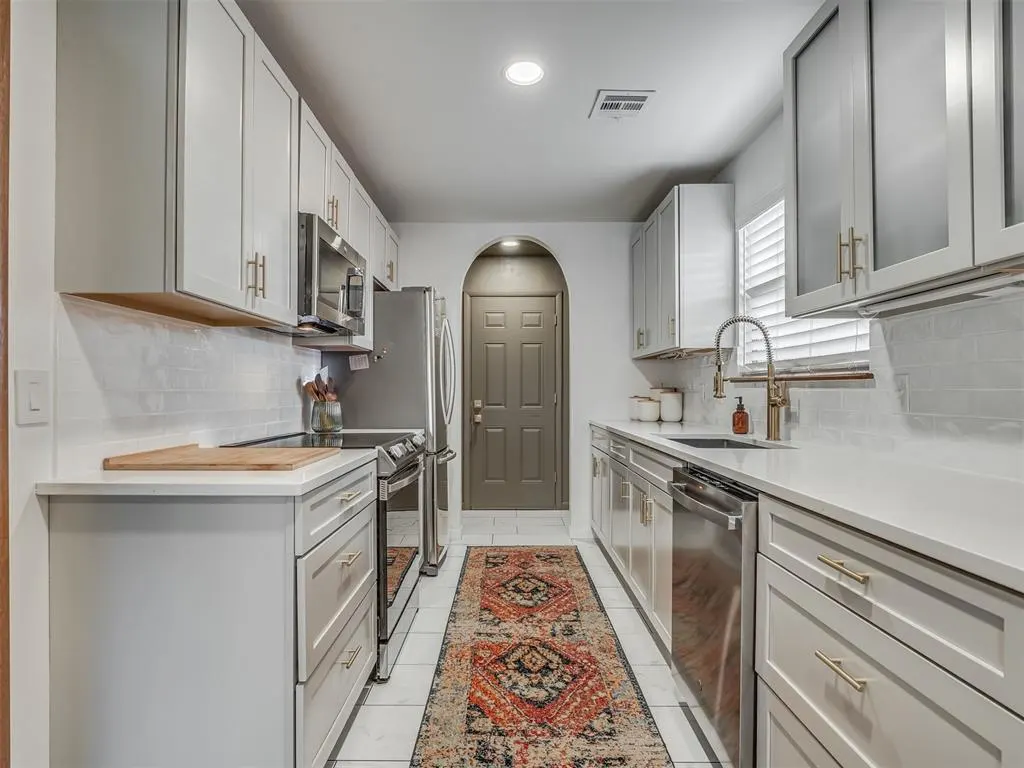 Photo 17 — 3008 N Tropicana Avenue, Bethany, OK 73008