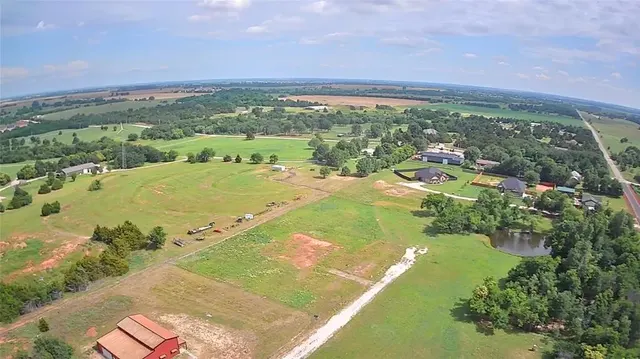Front exterior — 11130 N Clover Hill Road Tract 7, El Reno, OK 73036
