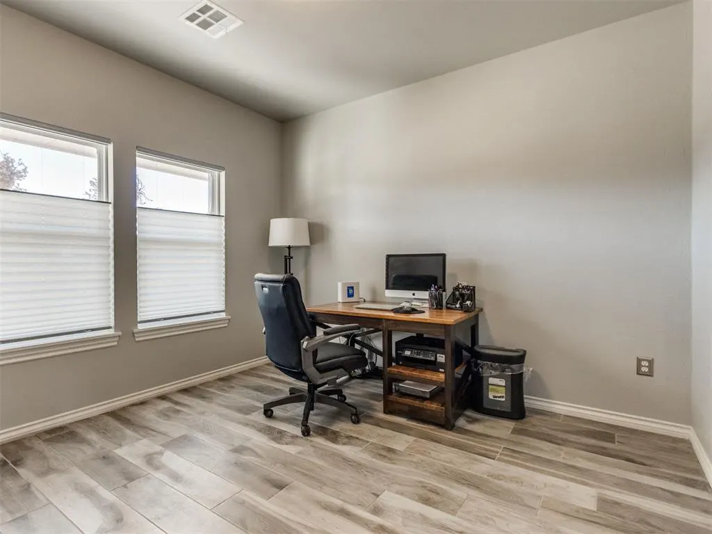 Photo 3 — 12932 Black Hills Drive, Oklahoma City, OK 73142