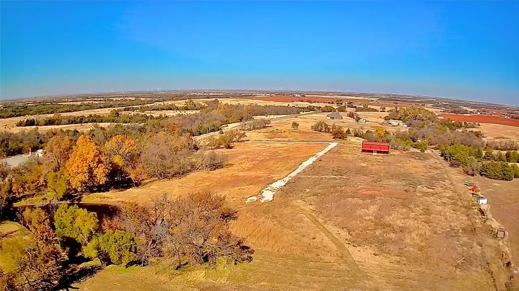 Photo 9 — 11100 N Clover Hill Road, El Reno, OK 73036