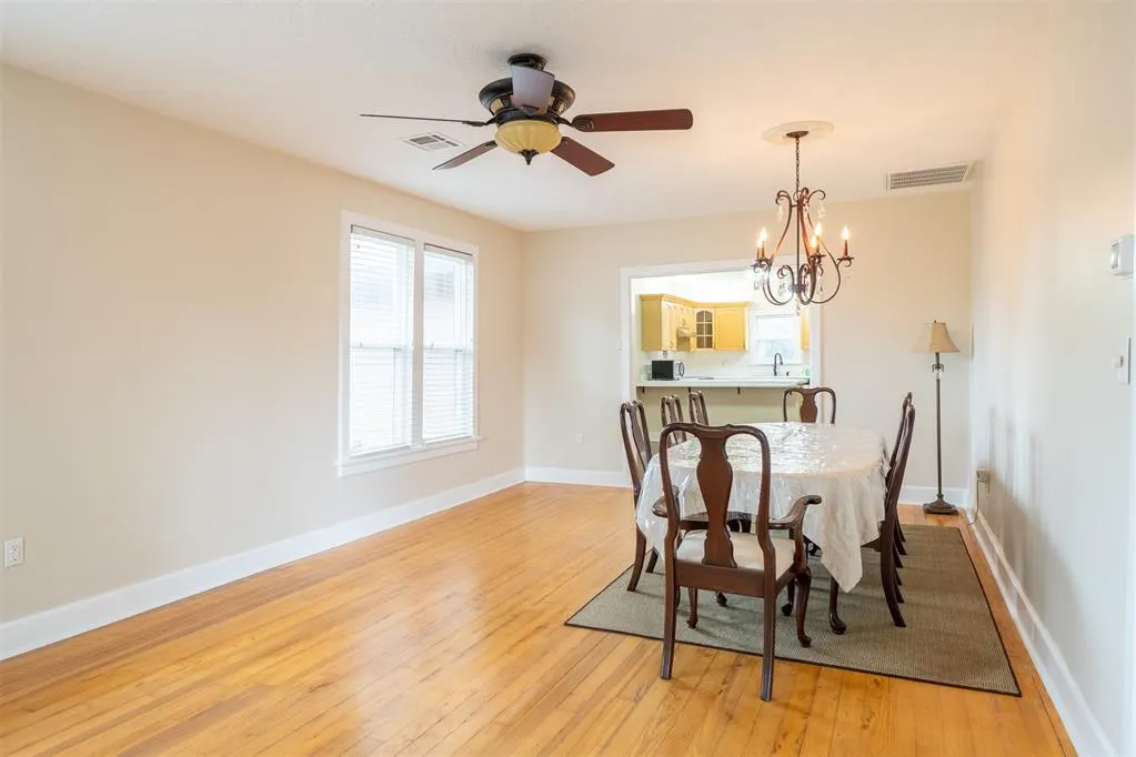 Photo 13 — 828 N Pine Street, Pauls Valley, OK 73075