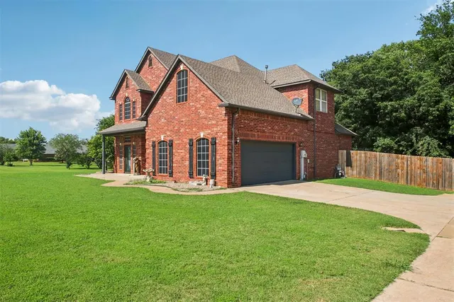 Photo 8 — 20251 208th Street, Purcell, OK 73080