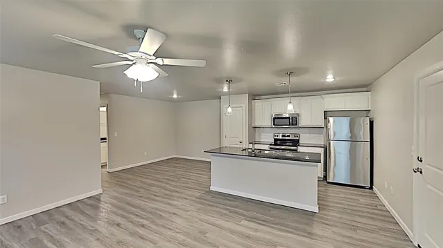 Photo 3 — 11212 Howard Drive, Oklahoma City, OK 73114