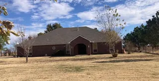 Sold home at 5465 S Ladd Avenue