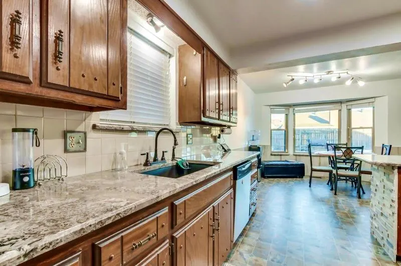 Photo 9 — 9816 S Hillcrest Drive, Oklahoma City, OK 73159