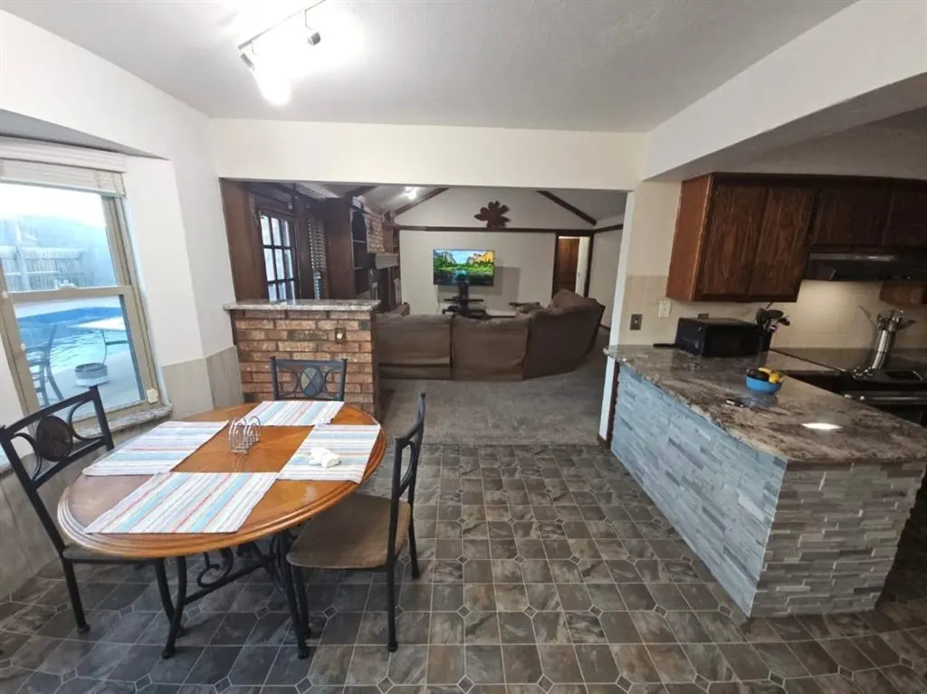 Photo 28 — 9816 S Hillcrest Drive, Oklahoma City, OK 73159