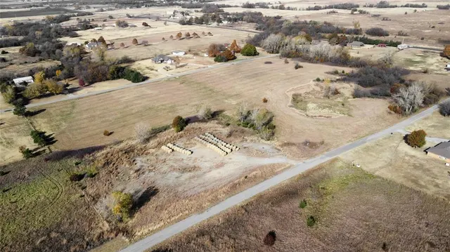 Front exterior — County Street 2928, Tuttle, OK 73089